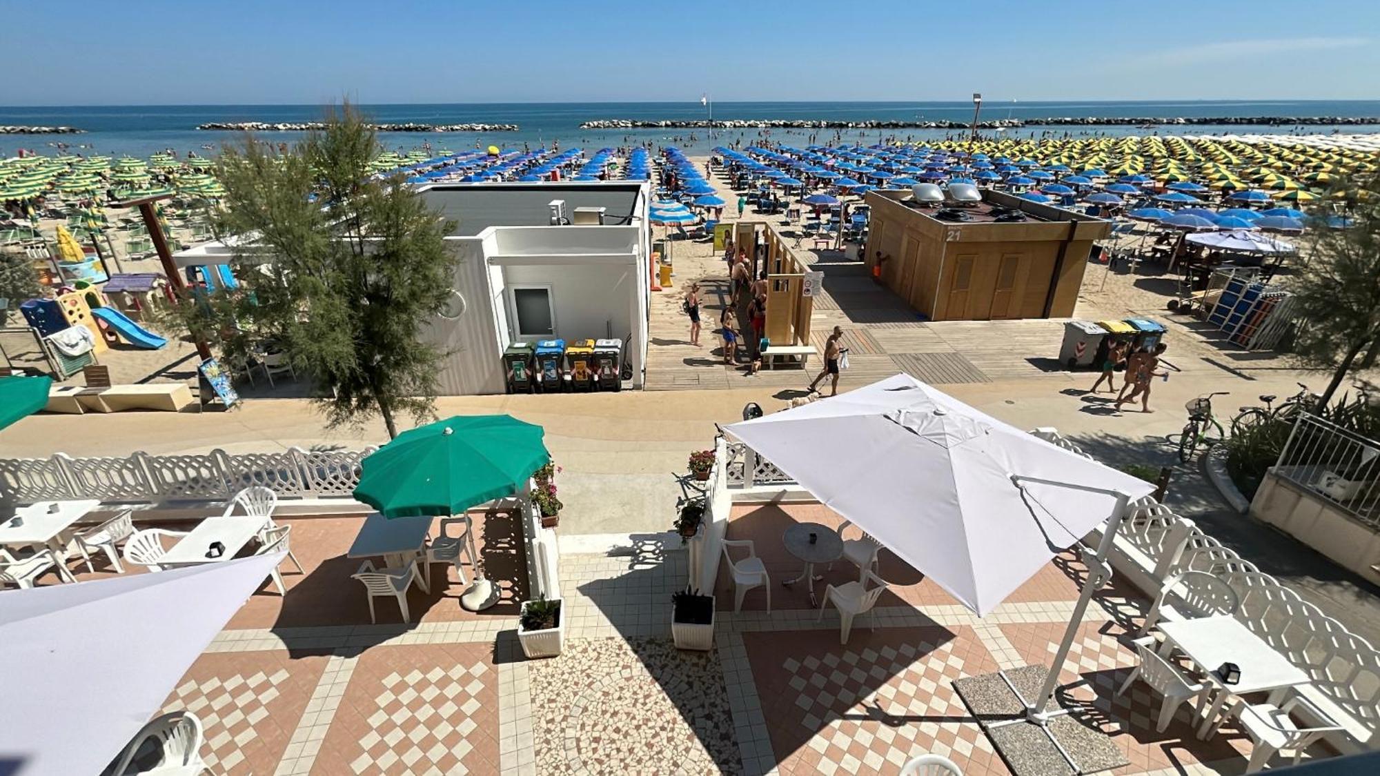 Hotel Bartolini Bellaria-Igea Marina Exterior photo