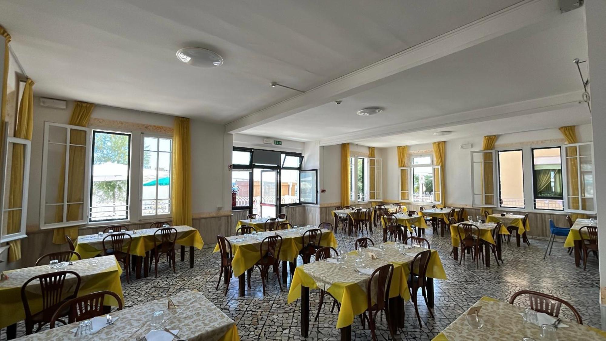 Hotel Bartolini Bellaria-Igea Marina Exterior photo